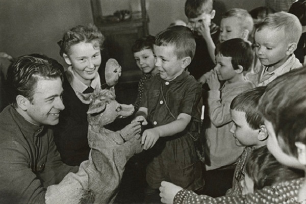 Выставка фотографий Михаила Грачева «Советская повседневная жизнь. 1930-1960-е годы»