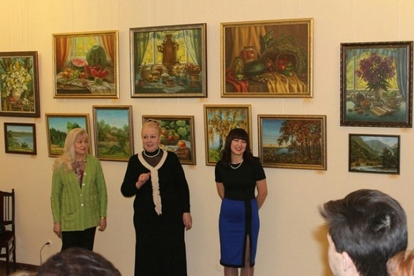 Выставка картин «Вдохновленная природой»