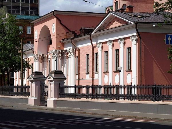 Бесплатная экскурсия «Тайны Мясницкой» от компании «Азбука Москвы»