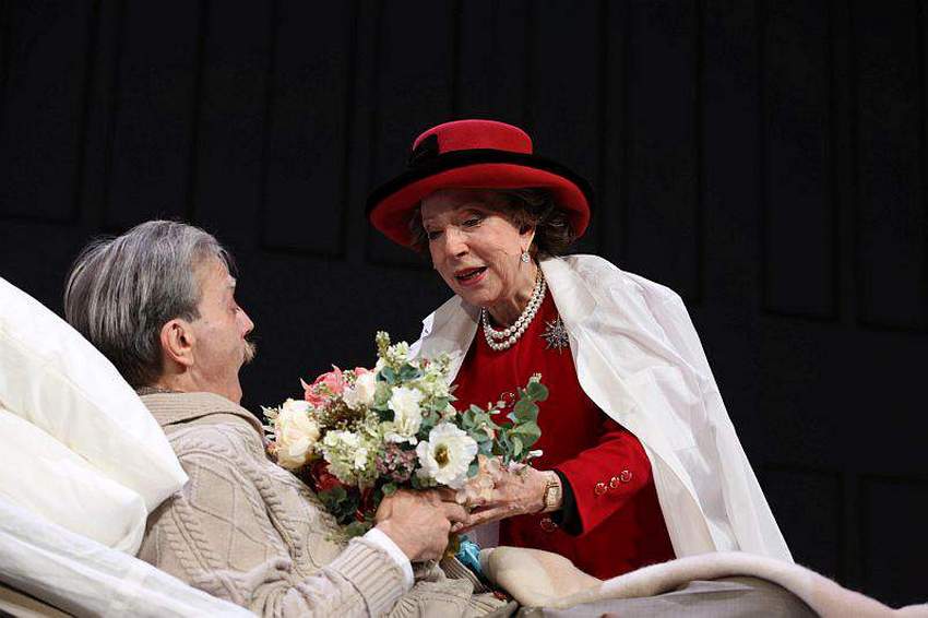 Спектакль «Аудиенция» в театре Вахтангова