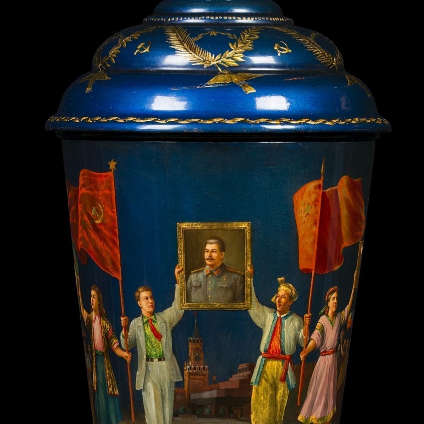 Постоянная экспозиция «Русская лаковая миниатюра»