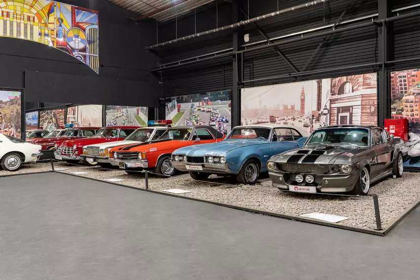 Музей «Автомобили Мира»