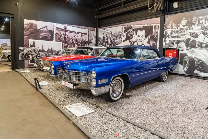 Музей «Автомобили Мира»