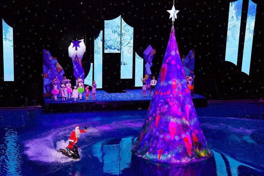 Музыкальный спектакль на воде «Сказ о русских берегах»