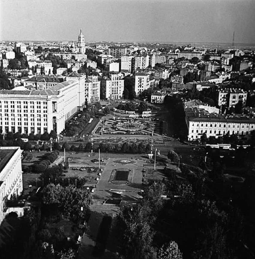 Выставка «Вернуть мир в Киев»