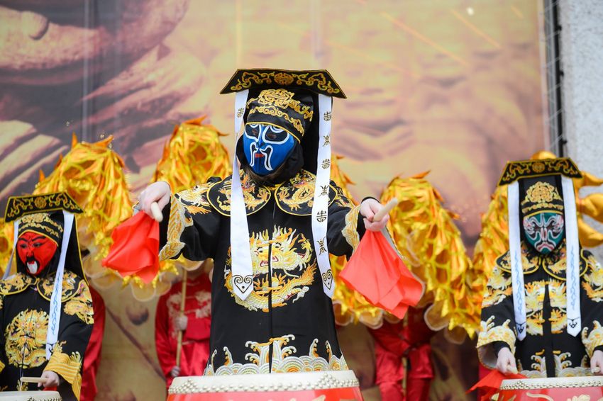 Фестиваль лунного пряника на ВДНХ: китайское шоу, показ мод и мастер-классы