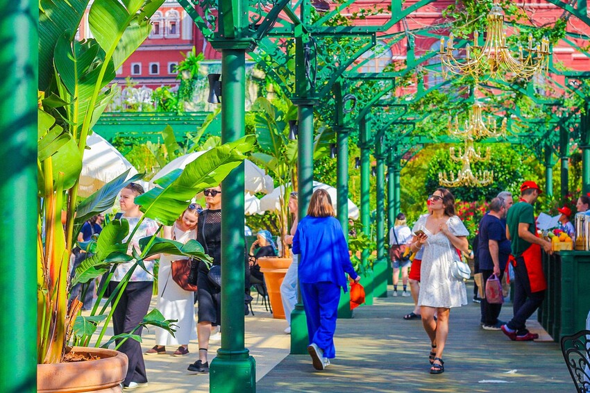 Флагманские площадки фестиваля «Сады и цветы» открылись в центре столицы