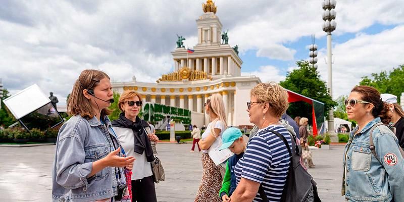 Вместе с самыми близкими: Москва приглашает встретить День семьи, любви и верности