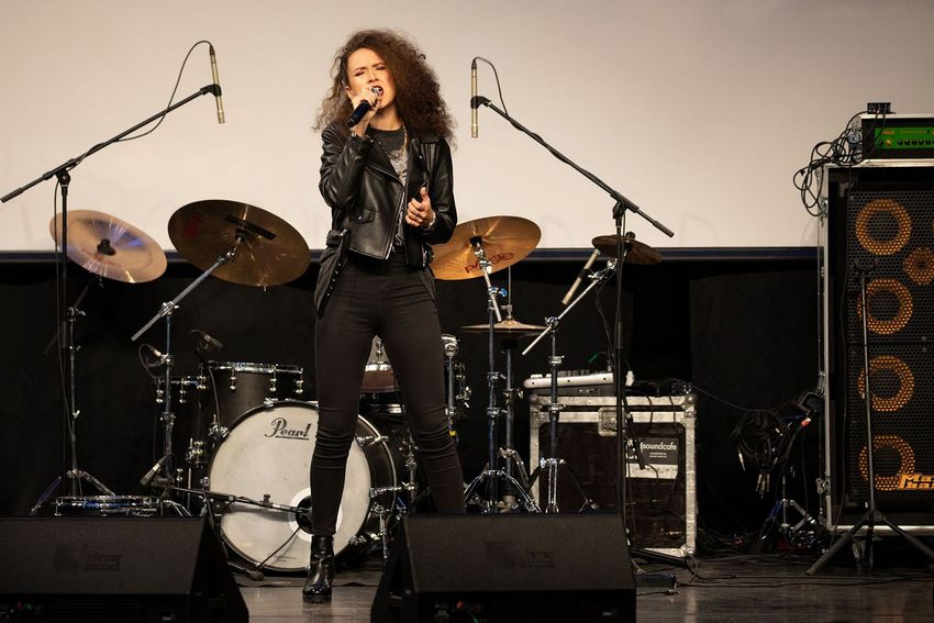 ВДНХ приглашает на SandlerFest: два дня прогрессивной музыки под открытым небом