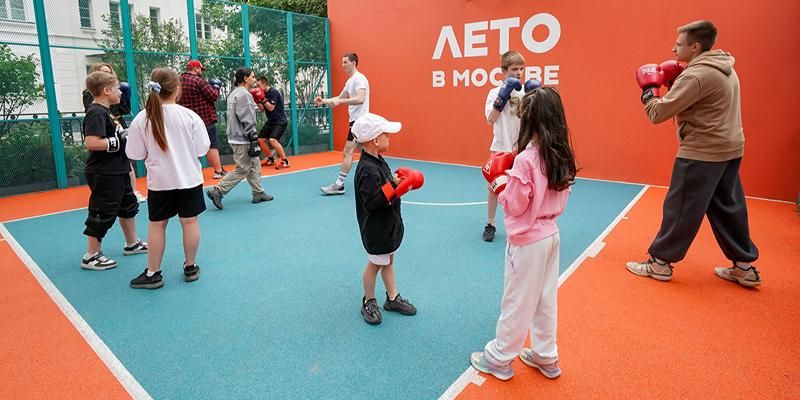 Чемпионы мира по боксу проведут мастер-классы на площадке проекта «Лето в Москве»