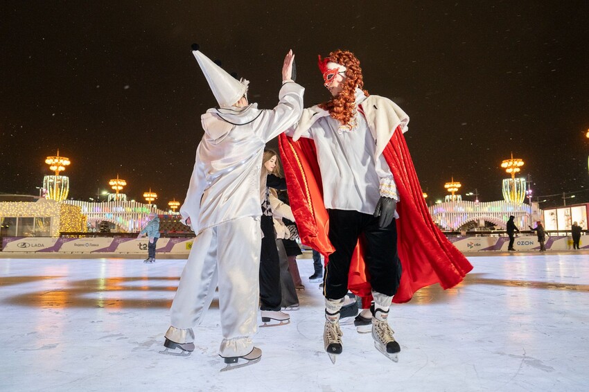 ВДНХ открывает зимний сезон ледовыми и театральными постановками