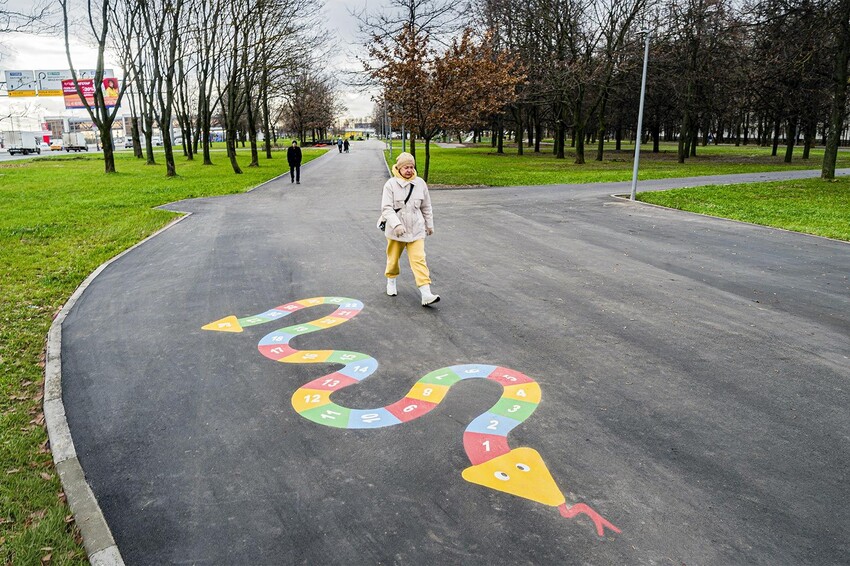 Необычные игровые зоны появились на Профсоюзной улице