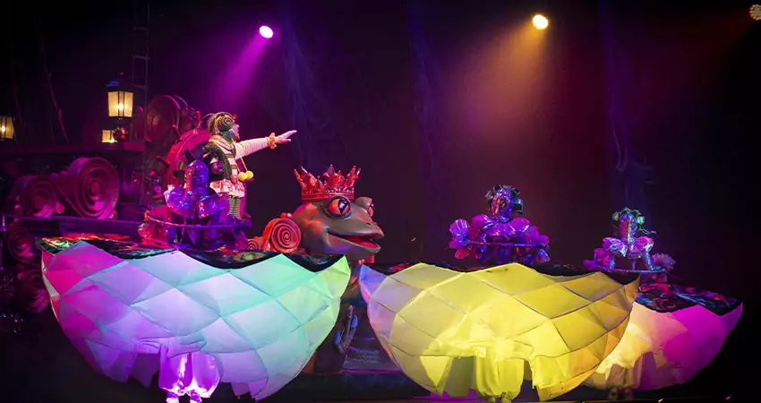 «К ЗВЁЗДАМ!» Новогоднее представление на киностудии «Мосфильм»