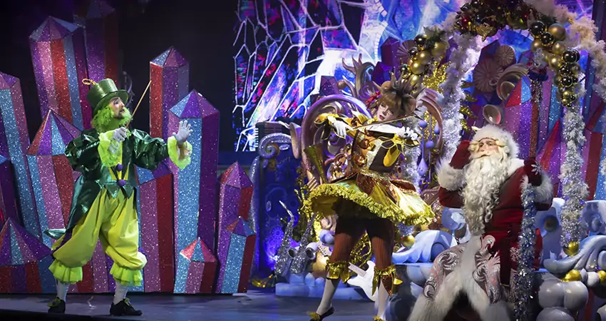 «К ЗВЁЗДАМ!» Новогоднее представление на киностудии «Мосфильм»