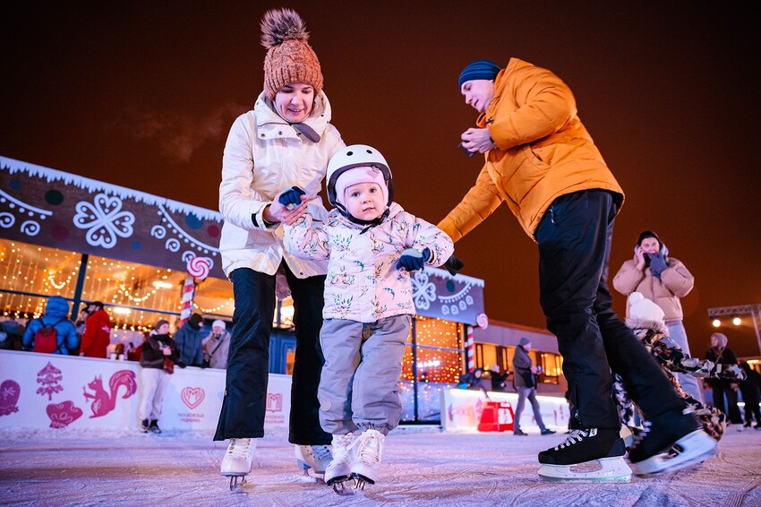 Бесплатный каток на Воробьевых горах