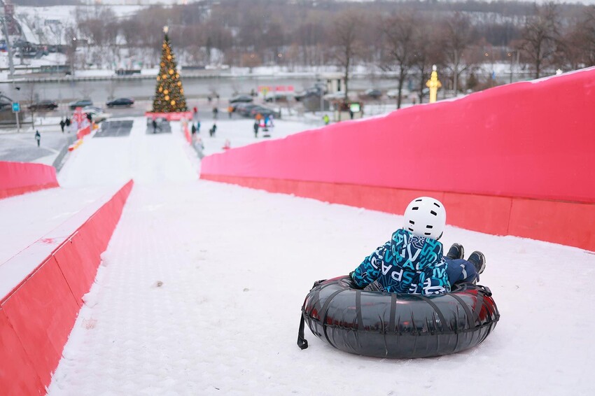 Зимний спортивный фестиваль в «Лужниках» приглашает на семейные спортивные активности
