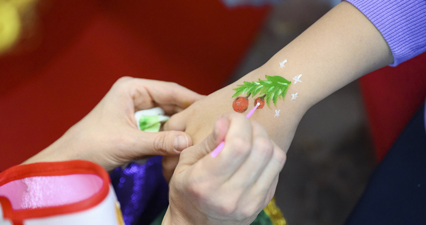 Кремлёвская новогодняя ёлка «Заветные Куранты»