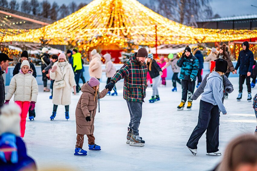 Роботы, ледовое шоу и тюбинг: чем заняться на выходных в кинопарке «Москино»
