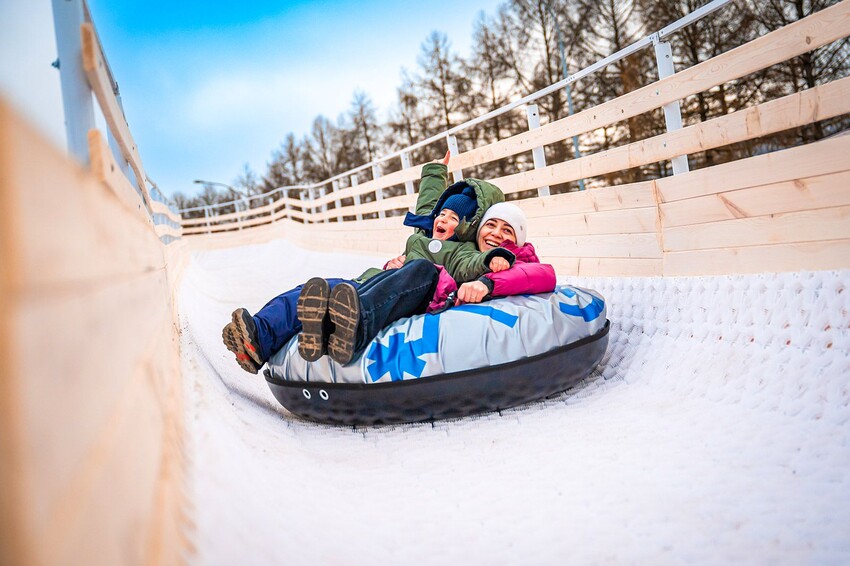 Роботы, ледовое шоу и тюбинг: чем заняться на выходных в кинопарке «Москино»