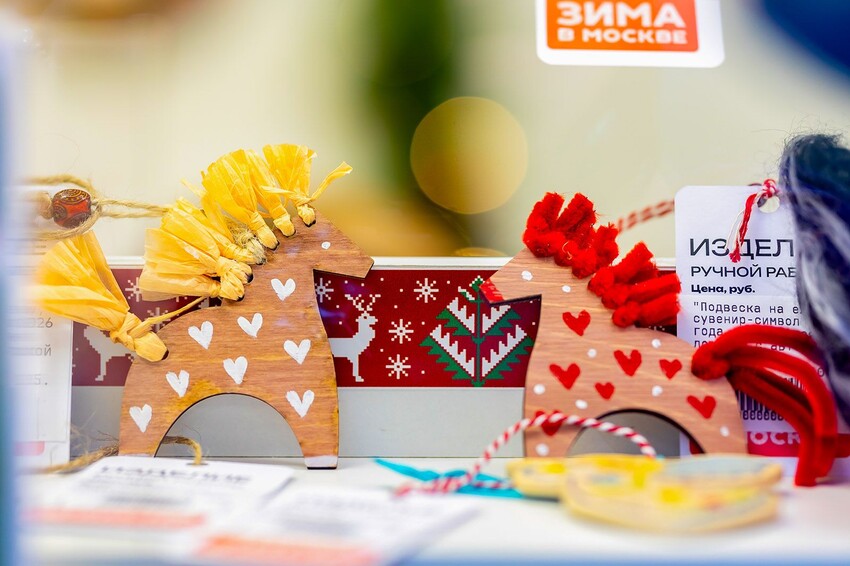 Новогодняя площадка на Воробьевых горах представила программу на зимние каникулы