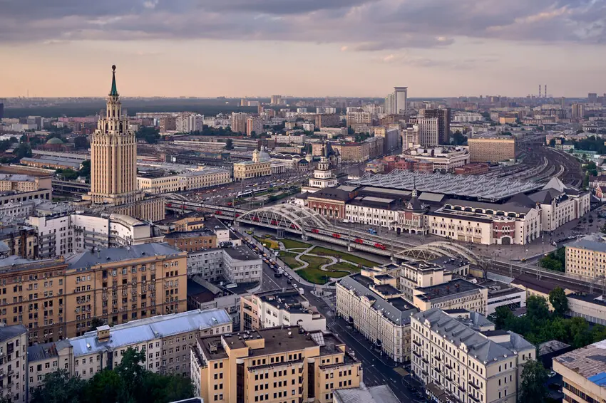 Сколько железнодорожных вокзалов в Москве