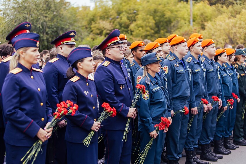 Суворовский парад в Москве 17 мая