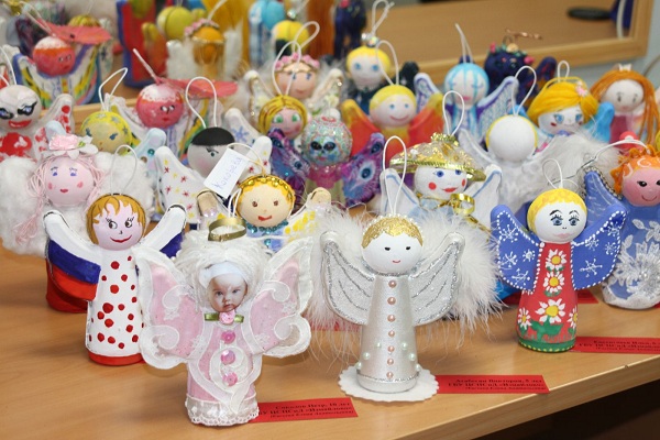 История новогодней игрушки