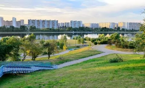 Братеевский парк
