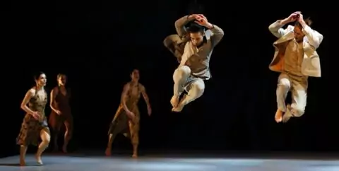 Международный фестиваль современного танца «DanceInversion» на столичных культурных площадках
