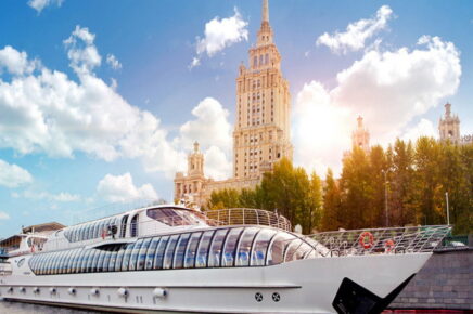 Круиз по Москве-реке на борту яхты Radisson