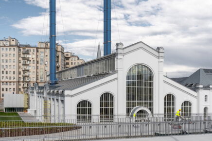 Пешеходная экскурсия «На московских изогнутых улочках ГЭС 2 – Пятницкая улица – Большая Ордынка»