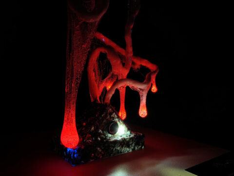 Выставка «Чёрный вигвам»: путешествие вглубь бессознательного