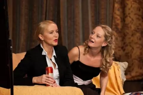 Спектакль «Выпивая в одиночестве»