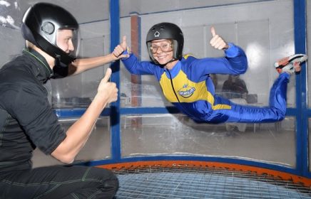 Где в Москве можно полетать в аэротрубе