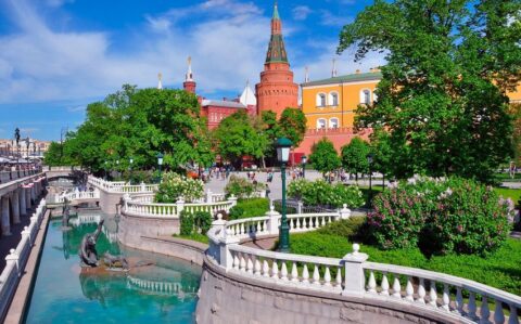 Александровский сад — красивейший парк в центре Москвы