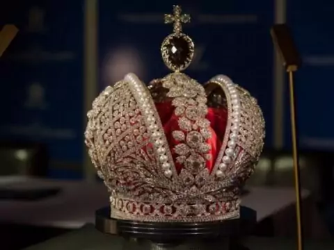 История Алмазного фонда Кремля