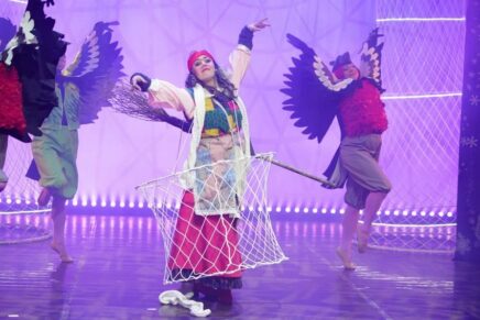 Спектакль «Баба Яга и новогодний переполох»