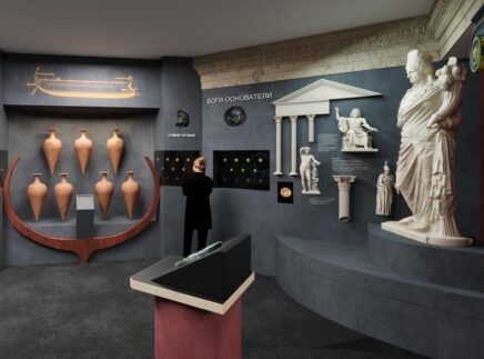 ТОП выставок ноября в Москве