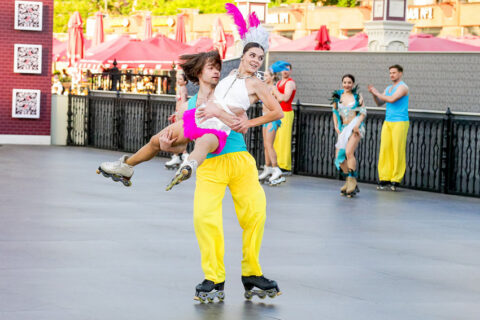 «Чудеса тридевятые»: зрелищное шоу на роликах на Площади Революции