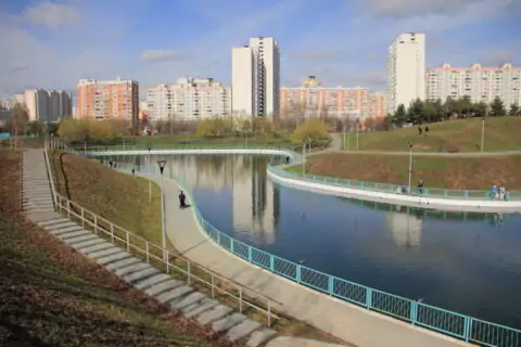 Дюссельдорфский парк в Марьино