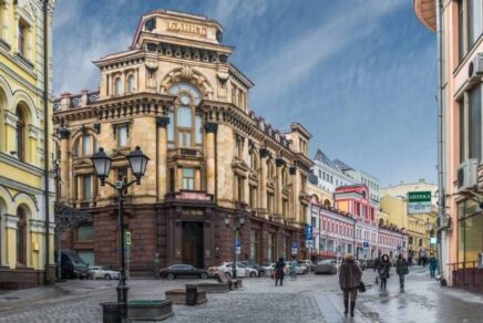 Экскурсия по проходным дворам Москвы