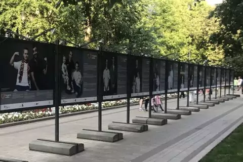 Благотворительная опен-эйр фотовыставка «#Футболвоблаго»