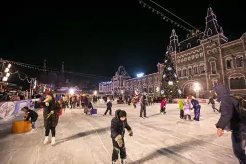 Каток на Красной площади