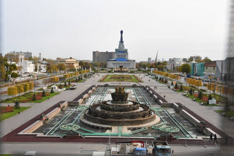 Экскурсия «Тайны и легенды ВДНХ»