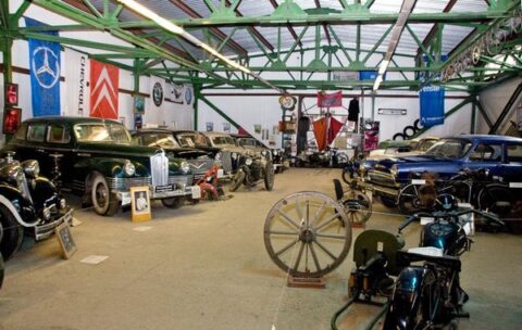 Ломаковский музей старинных автомобилей и мотоциклов