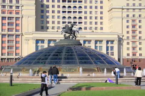 Манежная площадь