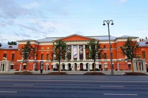 Экспозиция, посвященная истории России середины XIX — начала XX столетия, в Музее современной истории