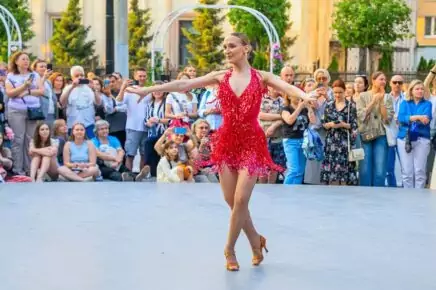 Танцы под открытым небом: Чистопрудный бульвар приглашает на бесплатные мастер-классы