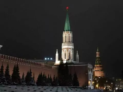 Никольская башня Кремля