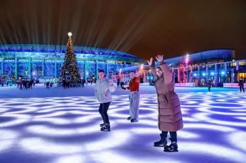 Около 1300 катков будут работать в Москве этой зимой